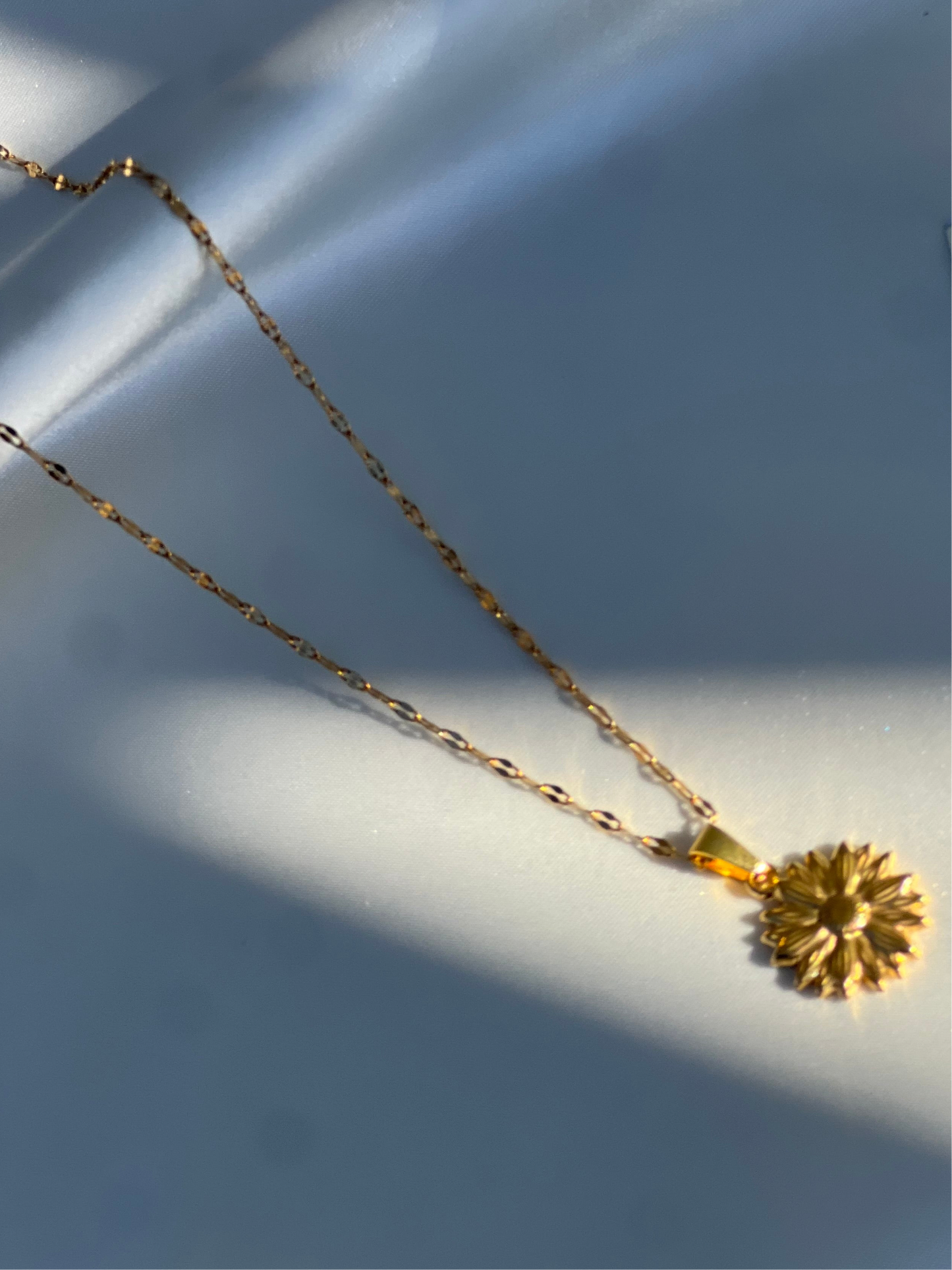 Flower Gleam