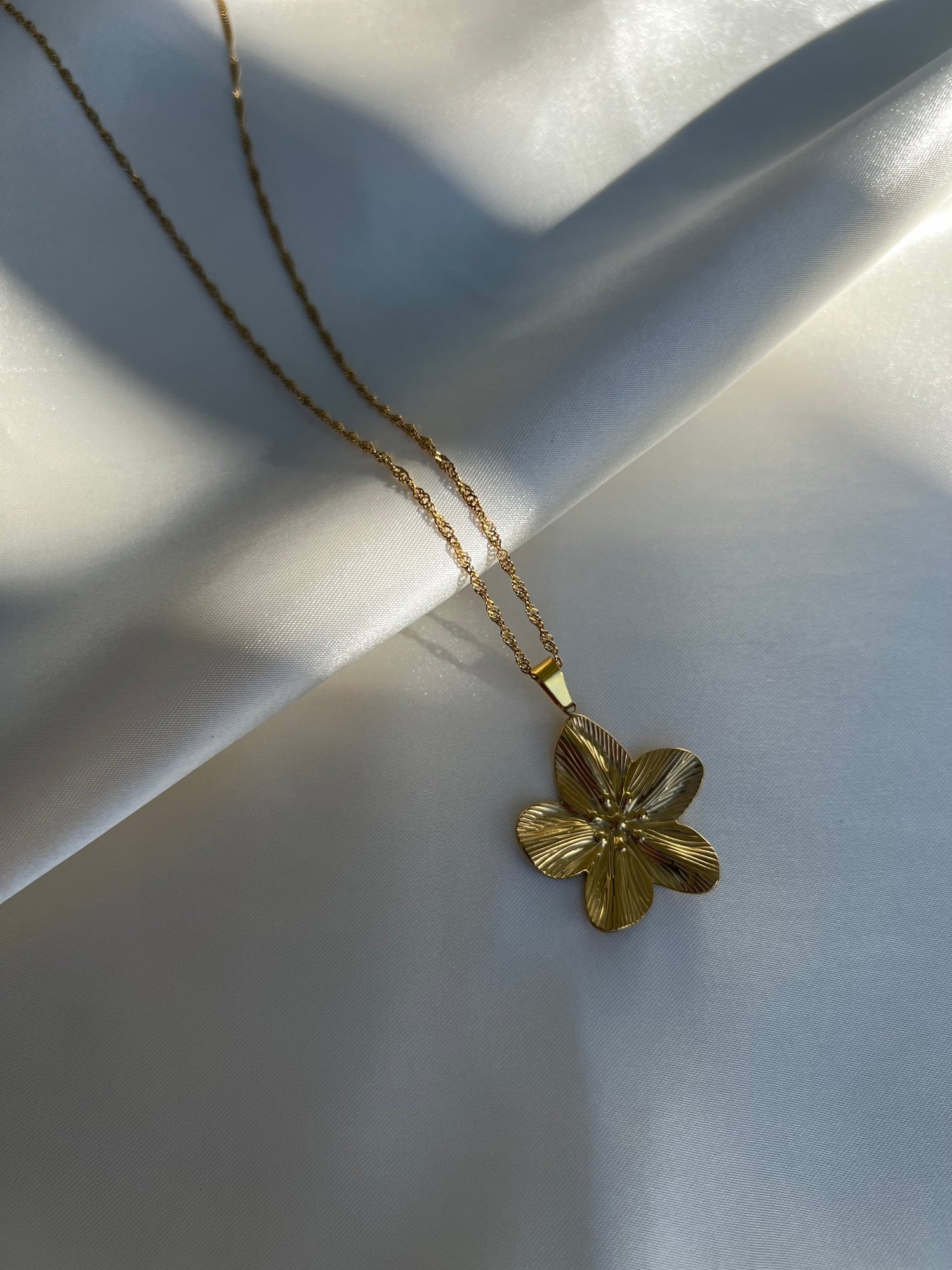 Pure Shine Necklaces